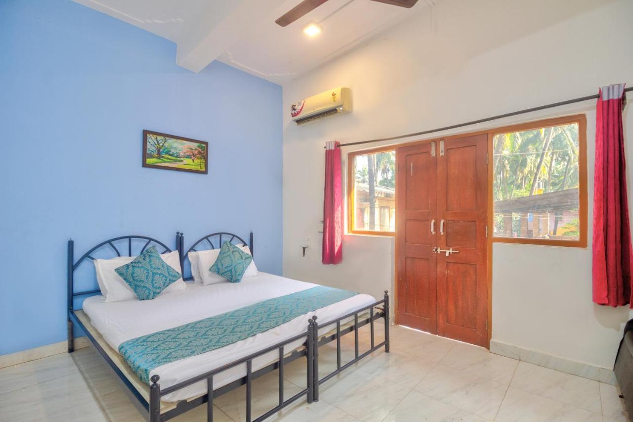 Hotel Walking 2 Beach Calangute Esterno foto